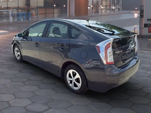 Used 2015 Toyota Prius Two image 4