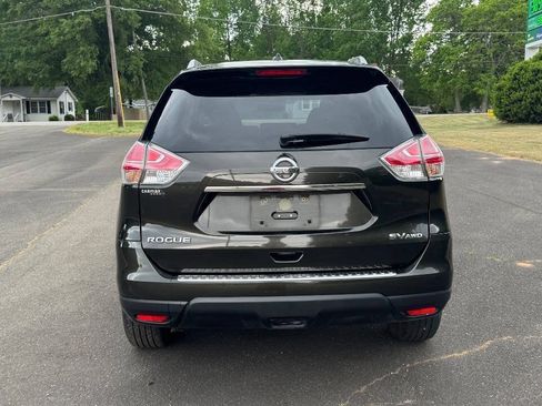 Used 2016 Nissan Rogue SV w/ SV Premium Package AWD/4WD image 7