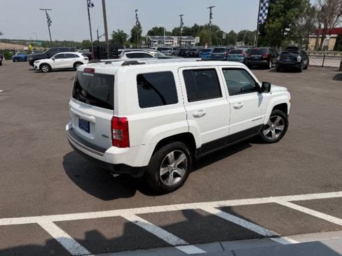 Used 2016 Jeep Patriot High Altitude AWD/4WD image 11