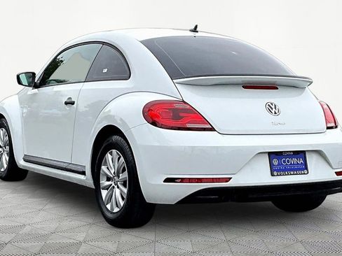 Used 2017 Volkswagen Beetle 1.8T Classic image 4