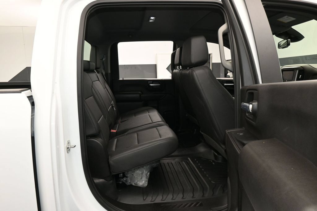Used 2026 Chevrolet Silverado 3500 W/T AWD/4WD image 34
