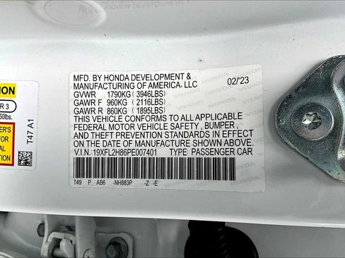 Used 2023 Honda Civic Sport image 32