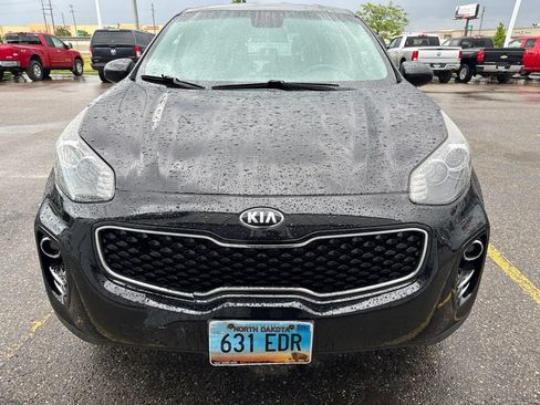 Used 2019 Kia Sportage LX AWD/4WD image 2