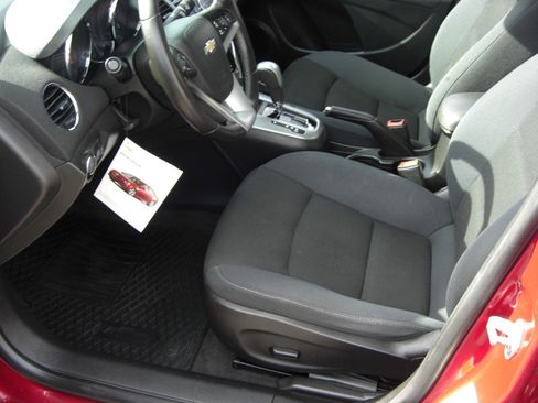 Used 2014 Chevrolet Cruze LT w/ RS Package FWD image 21