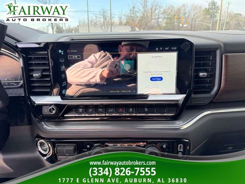 Used 2024 Chevrolet Silverado 2500 High Country image 22