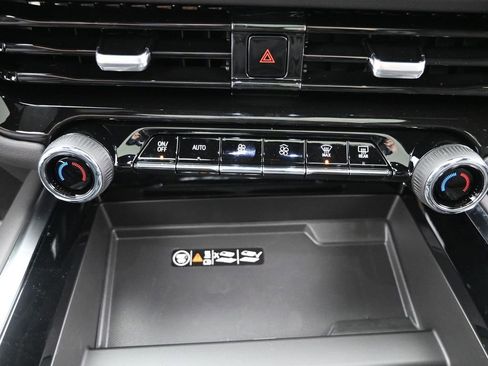 New 2026 Chevrolet Tahoe High Country image 24