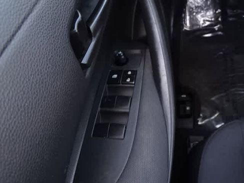 Used 2023 Toyota Corolla LE FWD image 38