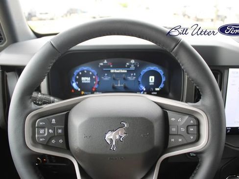 New 2026 Ford Bronco Badlands image 17