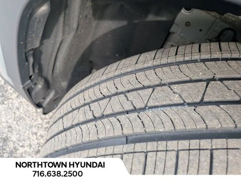 Used 2019 Jeep Cherokee Limited image 43