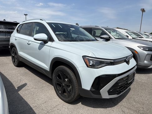 New 2026 Volkswagen Taos SEL AWD/4WD image 2