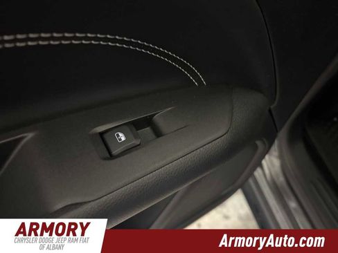 Used 2022 Jeep Compass Altitude w/ Convenience Group image 24