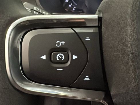 New 2026 Volvo XC40 B5 Ultra w/ Protection Package Premier image 13