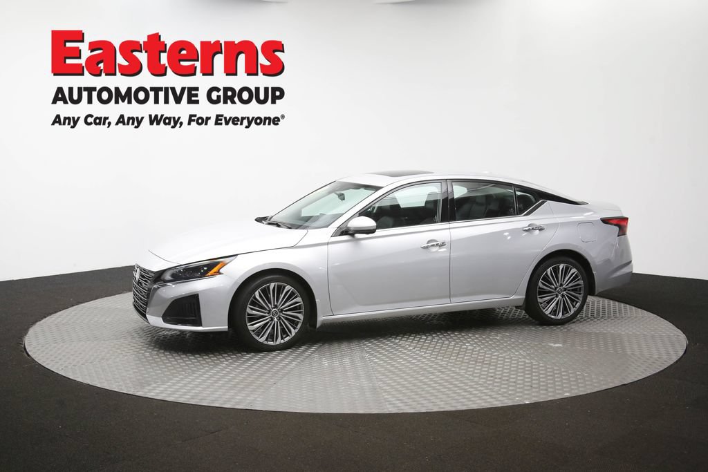 Used 2023 Nissan Altima 2.5 SL FWD image 61