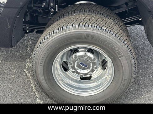 New 2026 Ford F350 Platinum w/ Platinum Plus Package image 19