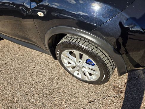 Used 2014 Nissan Juke SL image 12