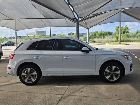 Used 2023 Audi Q5 2.0T Premium Plus w/ Premium Plus Package AWD/4WD image 3