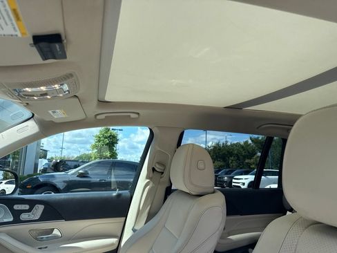 Used 2020 Mercedes-Benz GLS 450 4MATIC image 15