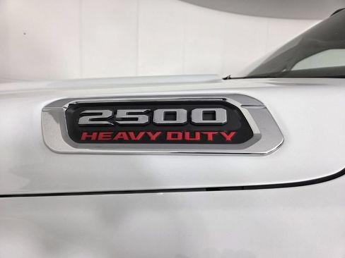 Used 2024 RAM 2500 Laramie w/ Safety Group AWD/4WD image 10