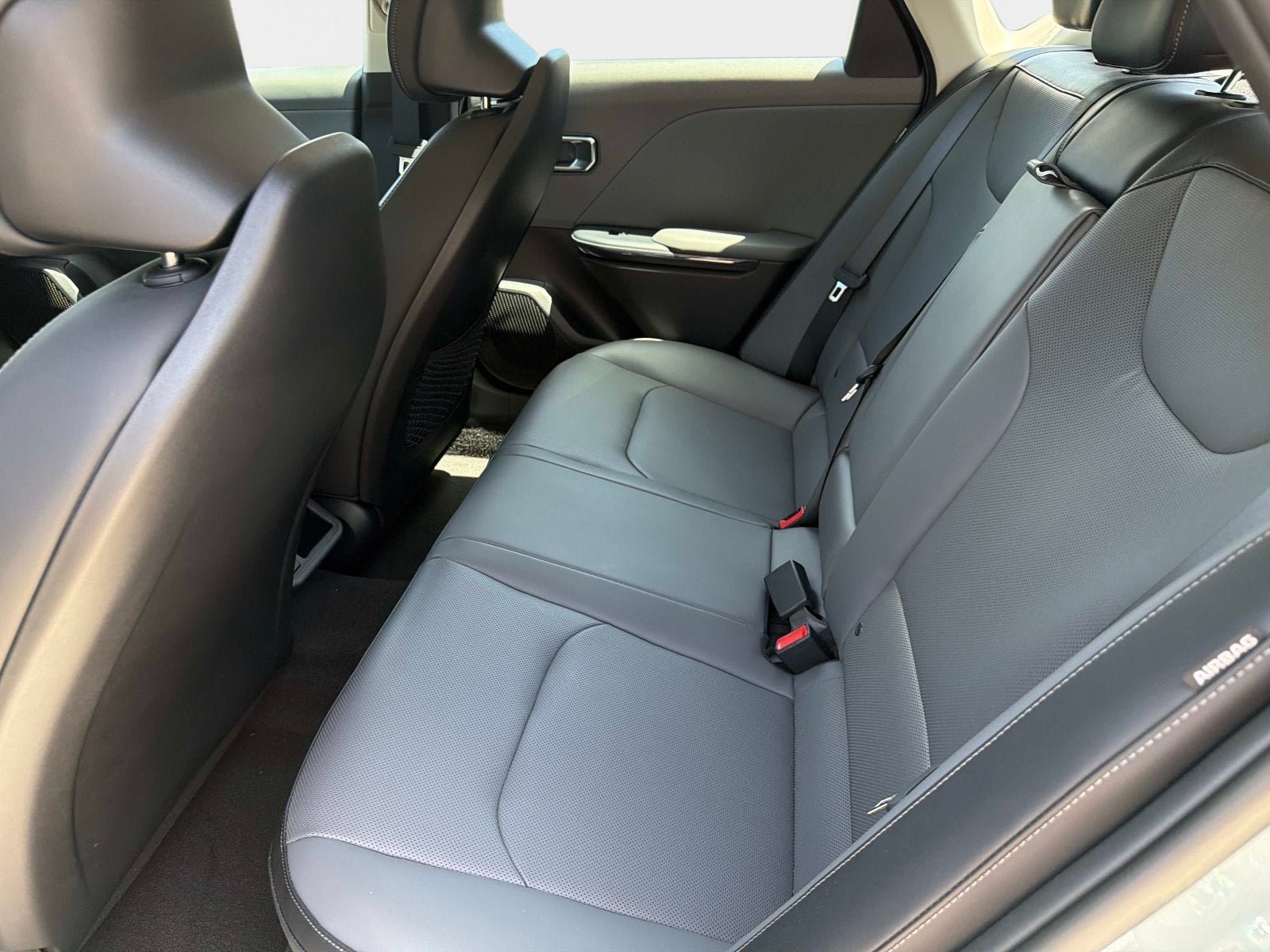New 2026 Kia K4 EX FWD image 11