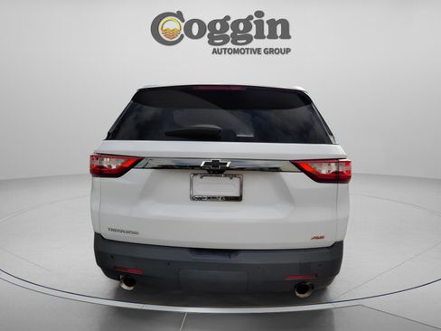 Used 2020 Chevrolet Traverse RS image 3