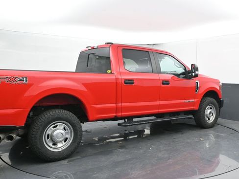 Used 2020 Ford F350 XL w/ Power Equipment Group image 9