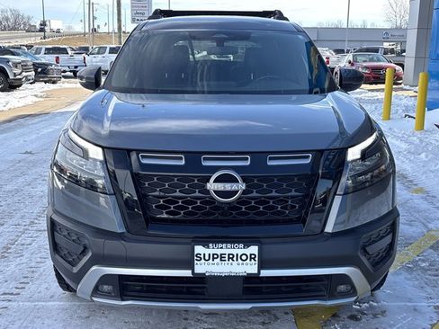 Used 2023 Nissan Pathfinder Rock Creek image 12