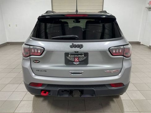 Used 2020 Jeep Compass Trailhawk w/ Cold Weather Group AWD/4WD image 5