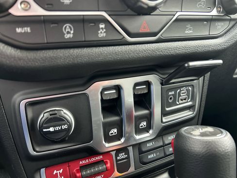 New 2026 Jeep Wrangler Sport AWD/4WD image 32