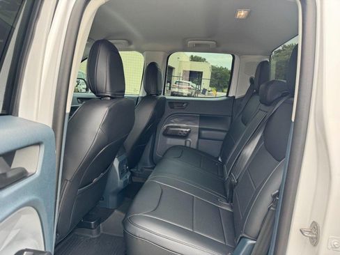 Used 2025 Ford Maverick XLT w/ XLT Luxury Package AWD/4WD image 12