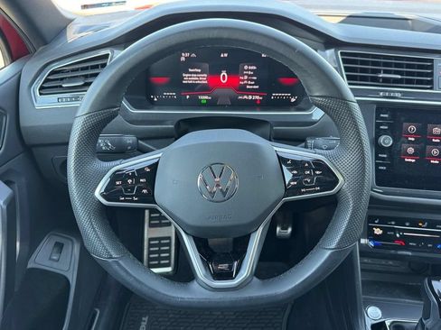 Used 2024 Volkswagen Tiguan SE R-Line w/ MDO Package, Two-Row AWD/4WD image 12