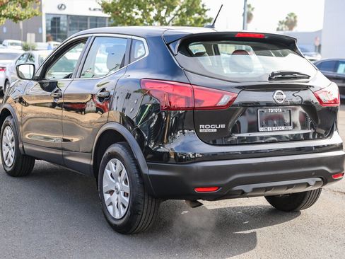 Used 2019 Nissan Rogue Sport S FWD image 20