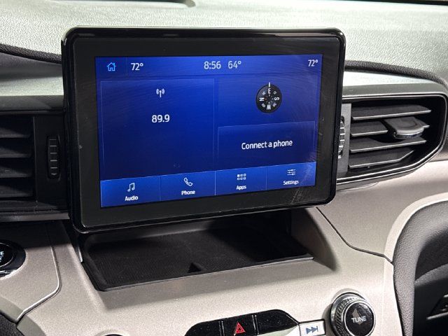 Used 2024 Ford Explorer XLT AWD/4WD image 34