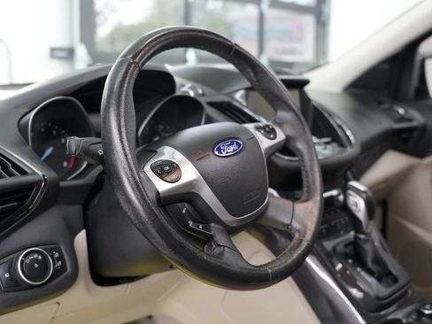 Used 2015 Ford Escape Titanium w/ Equipment Group 301A FWD image 21