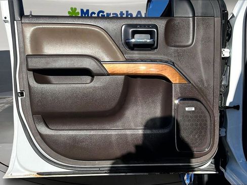 Used 2017 Chevrolet Silverado 1500 LTZ w/ Sport Package image 20