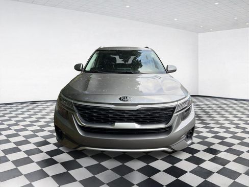 Used 2021 Kia Seltos S AWD/4WD image 2