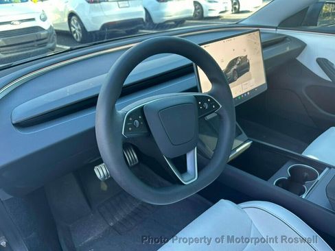 Used 2024 Tesla Model 3 Performance image 11