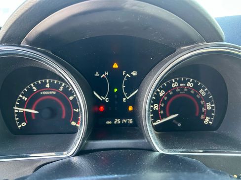 Used 2011 Toyota Highlander 2WD w/ Tech Pkg image 9
