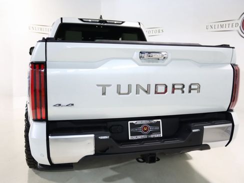 Used 2024 Toyota Tundra Capstone AWD/4WD image 31