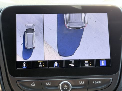 Used 2022 Chevrolet Equinox RS w/ RS Leather Package image 30