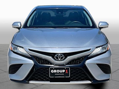 Used 2020 Toyota Camry XSE FWD image 4