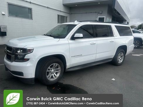 Used 2017 Chevrolet Suburban LT image 1