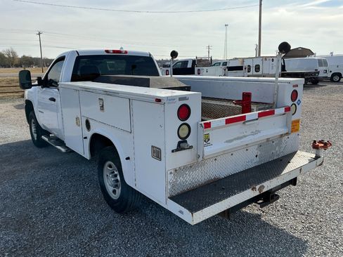Used 2010 Chevrolet Silverado 2500 W/T image 5