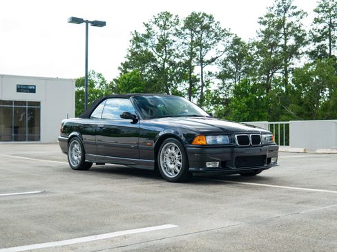 Used 1999 BMW M3 Convertible image 14