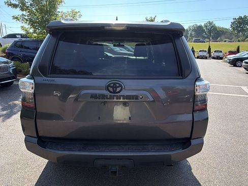Used 2016 Toyota 4Runner SR5 Premium RWD image 9