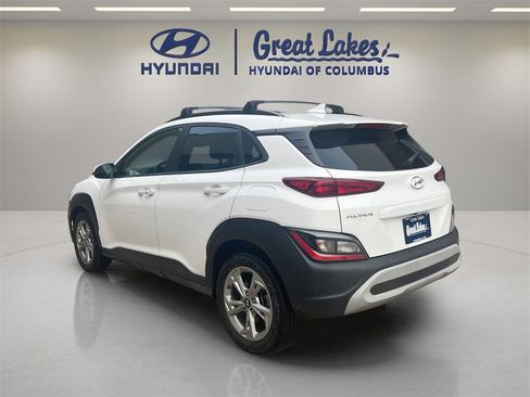Used 2022 Hyundai Kona SEL image 3
