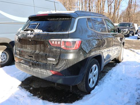 Used 2019 Jeep Compass Latitude w/ Popular Equipment Group image 2
