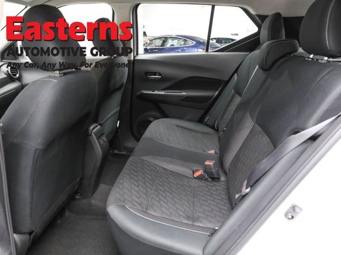 Used 2023 Nissan Kicks SV image 21