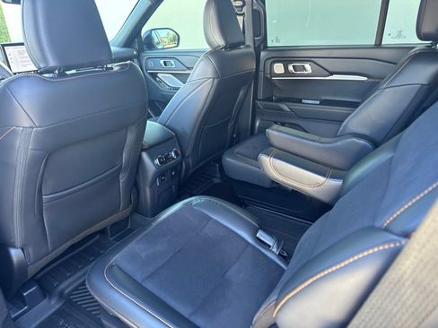 Used 2026 Ford Explorer Tremor w/ Tremor Ultimate Package AWD/4WD image 3