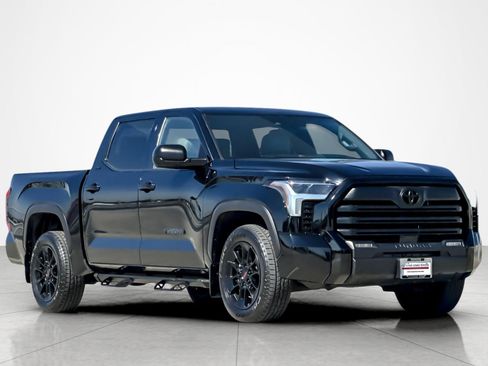 Used 2025 Toyota Tundra SR5 w/ SR5 Premium Package RWD image 7