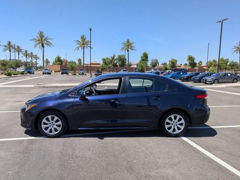 Used 2023 Toyota Corolla LE image 9